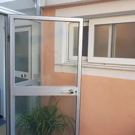 Affittacamere Il Colombino Apartman *